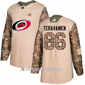 Män Ishockey Carolina Hurricanes Tröja Teuvo Teravainen 86 Adidas 2017-2018 Camo Veterans Day Practice Authentic